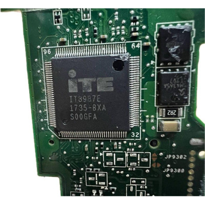 Плата-донор для ноутбука Medium Akoya S6625 з номером моделі F15KR_DSC та процесором Intel Core i5-8250U (SR3LA) Плата-донор для ноутбука Medium Akoya S6625 з номером моделі F15KR_DSC та процесором Intel Core i5-8250U (SR3LA)