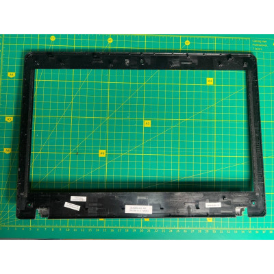 Рамка матриці для ноутбука Lenovo ThinkPad E330, E335, L330 (б/в) Рамка матриці для ноутбука Lenovo ThinkPad E330, E335, L330 (б/в)