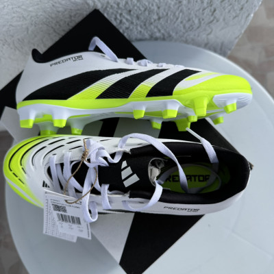 Бутсі Adidas Predator Бутсі Adidas Predator