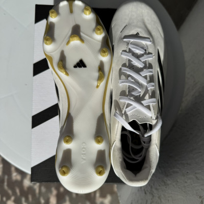 БУТСИ COPA PURE 3 LEAGUE БУТСИ COPA PURE 3 LEAGUE