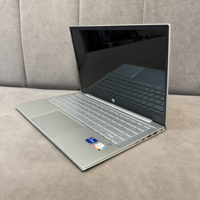 Ноутбук HP Pavilion Laptop 14-dv0065st, Б/В