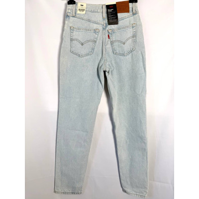 Жіночі джинси Levi’s Mom, розмір 24/28 блакитні Жіночі джинси Levi’s Mom, розмір 24/28 блакитні