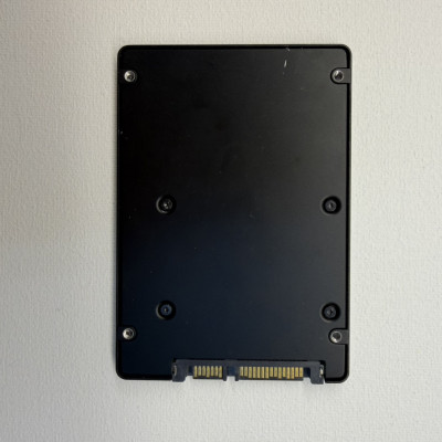 Накопичувач SSD Samsung SM841n 128Gb SATA 2.5" - Б/В Накопичувач SSD Samsung SM841n 128Gb SATA 2.5" - Б/В